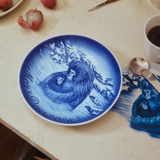 Blue Collectibles Bing & Grøndahl Mother's Day Plate 2026, Japanese Snow Monkeys, 15 cm - US 9891
