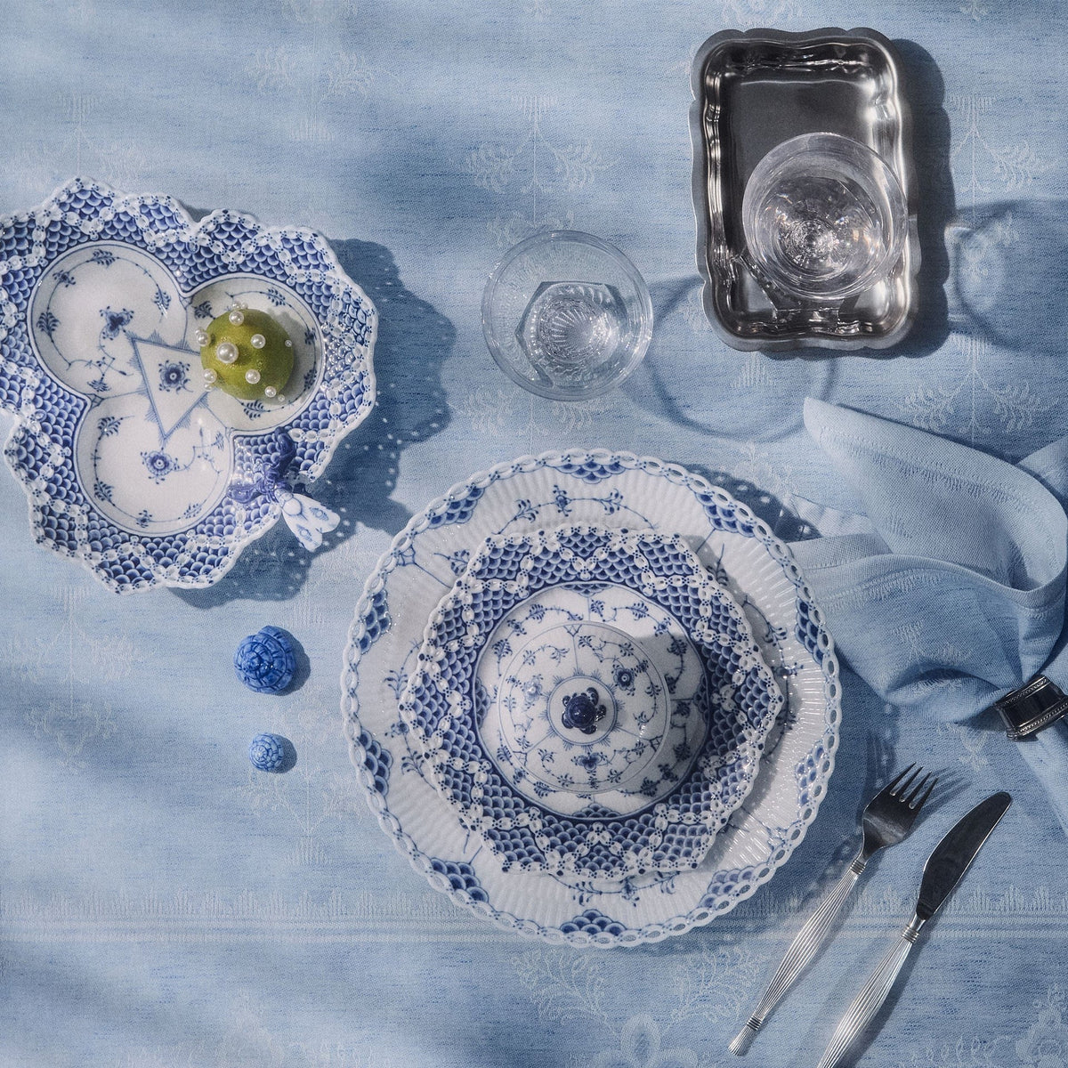 Blue Fluted Plain Sugar Bowl with Lid, 15 cl - US 7256