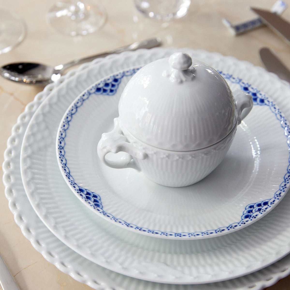 Princess Plate, 22 cm - US 2539
