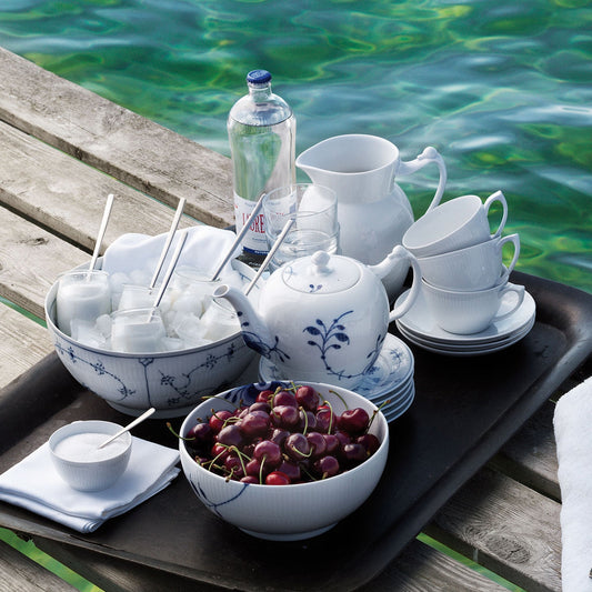 White Fluted Cup and Saucer, 28 cl - US 8029