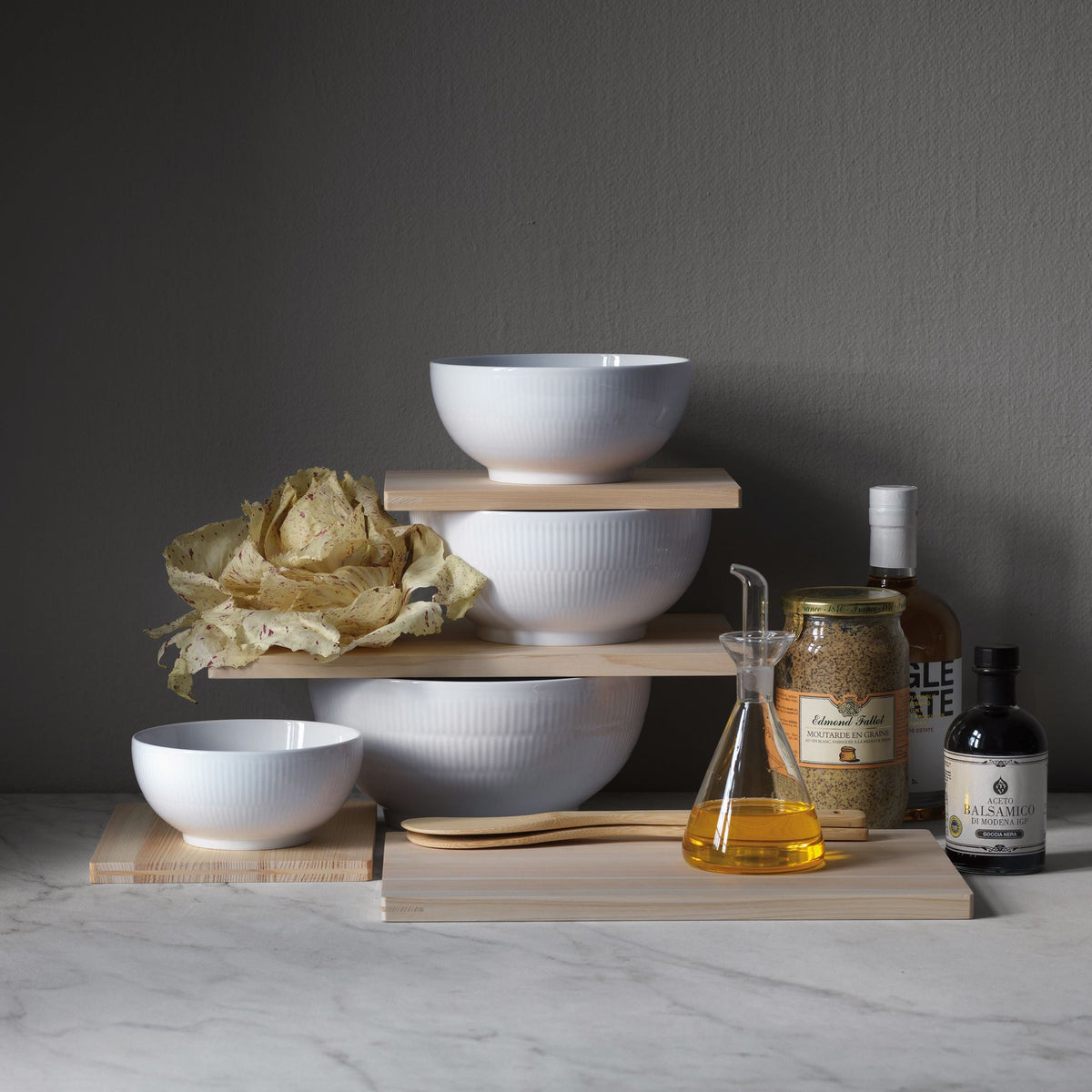 White Fluted Bowl, 180 cl - US 8972