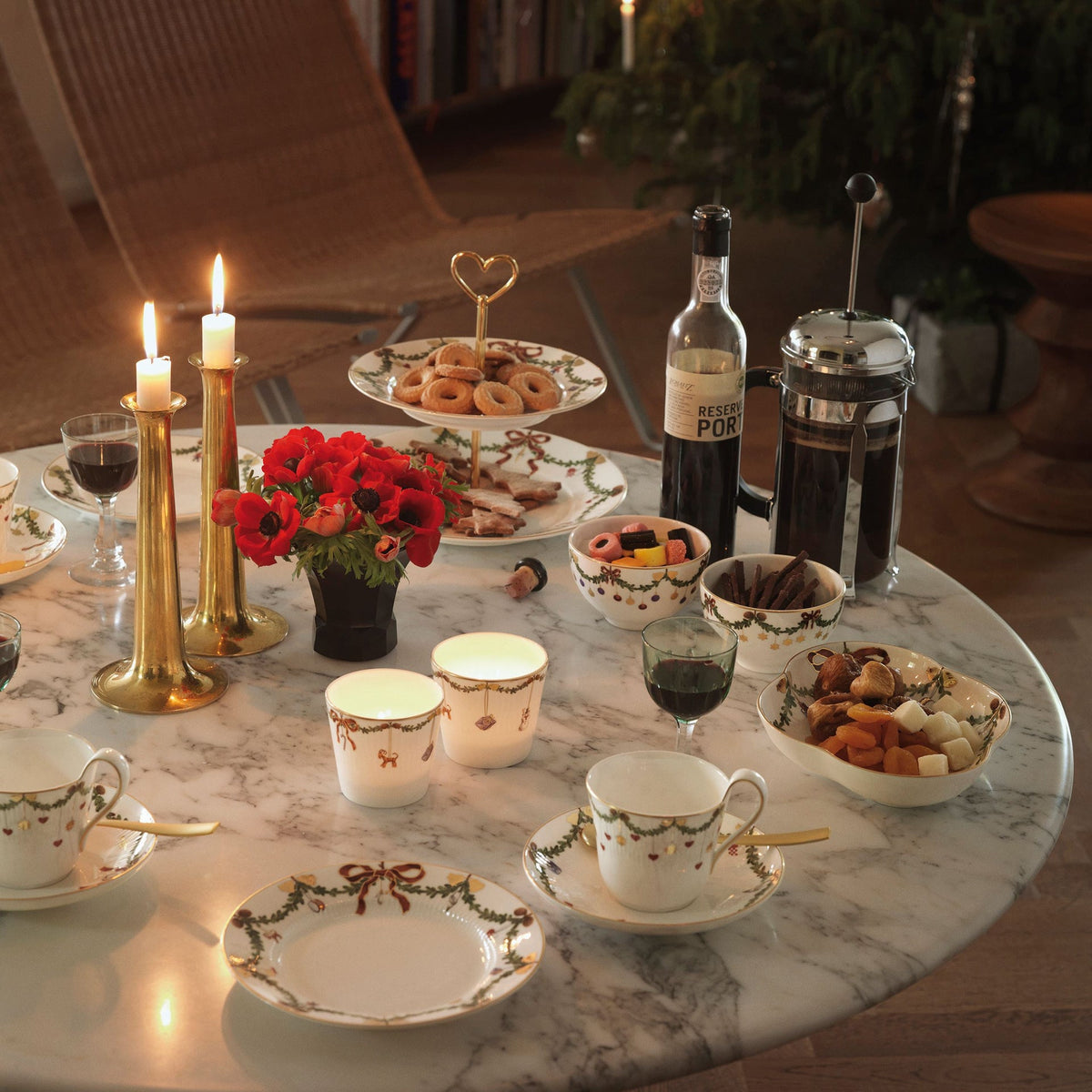 Star Fluted Christmas Dish, 22 cm - US 5929