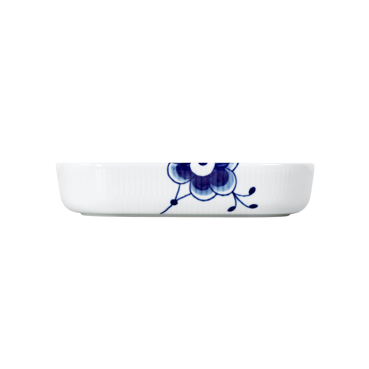 Blue Fluted Mega Ovenware, 25 cm - US 7921