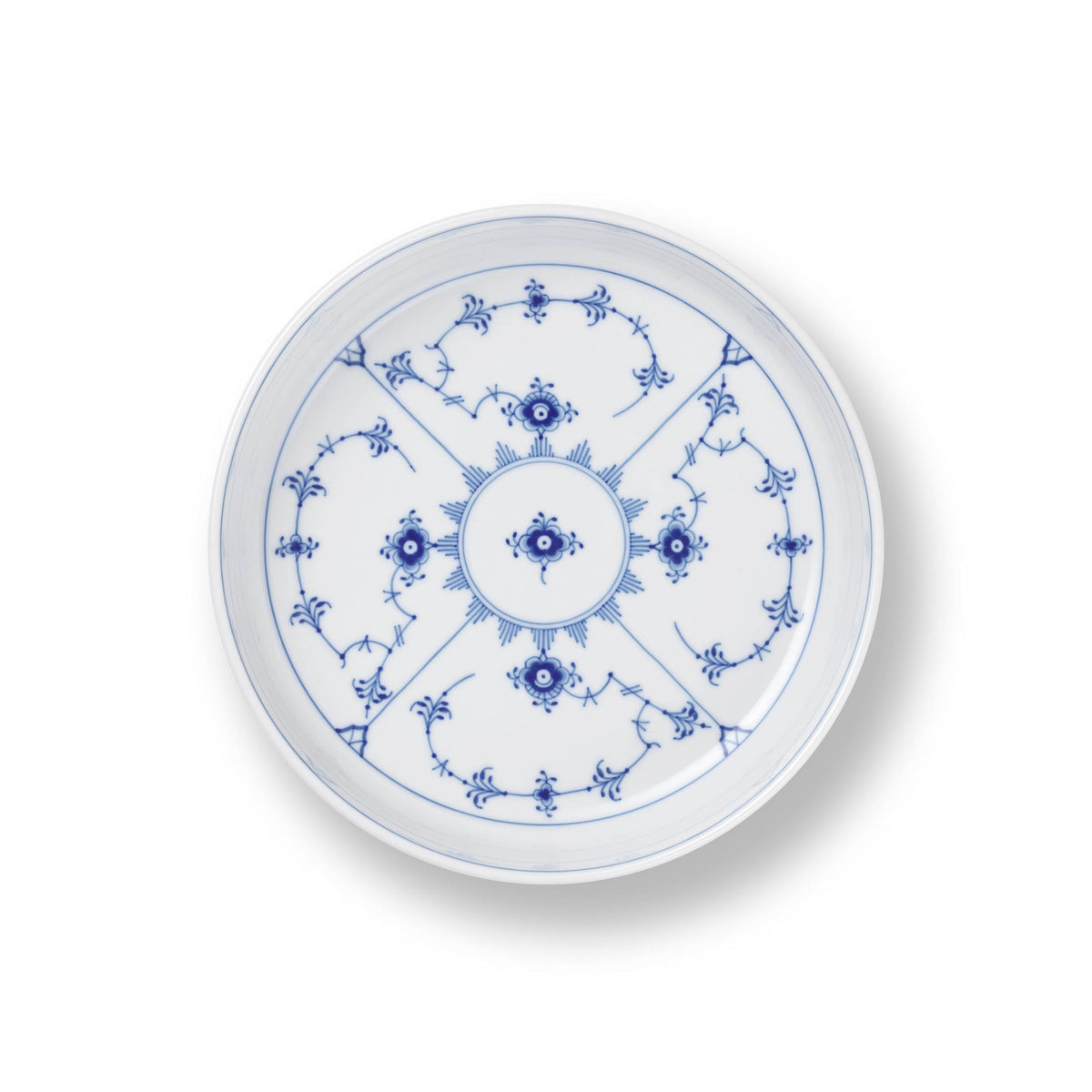 Blue Fluted Plain Ovenware, 18.5 cm - US 4259